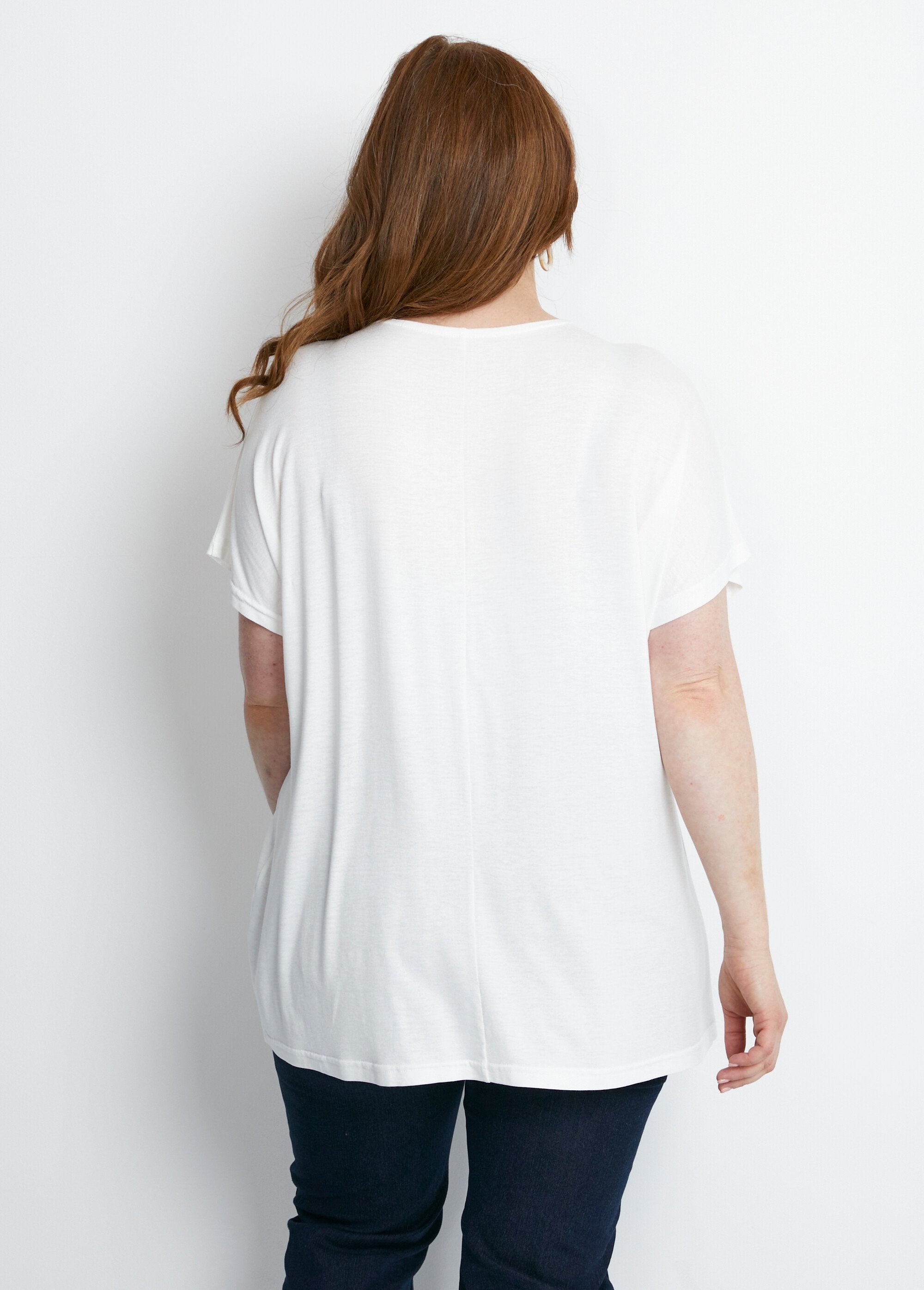 Long_flared_lace_t-shirt_White_DO1_curvy