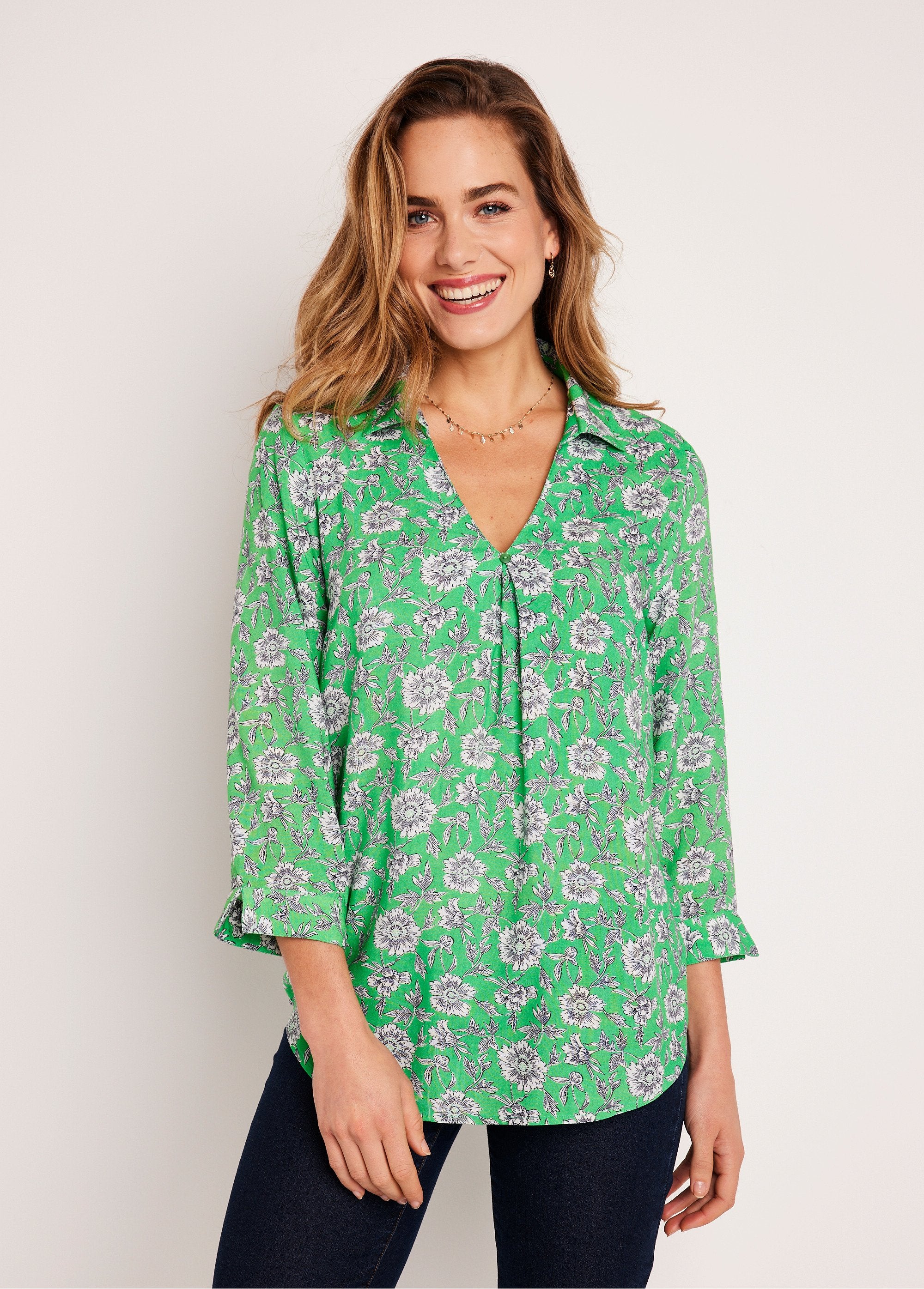 Long_flared_floral_tunic_Green_and_white_FA1_slim