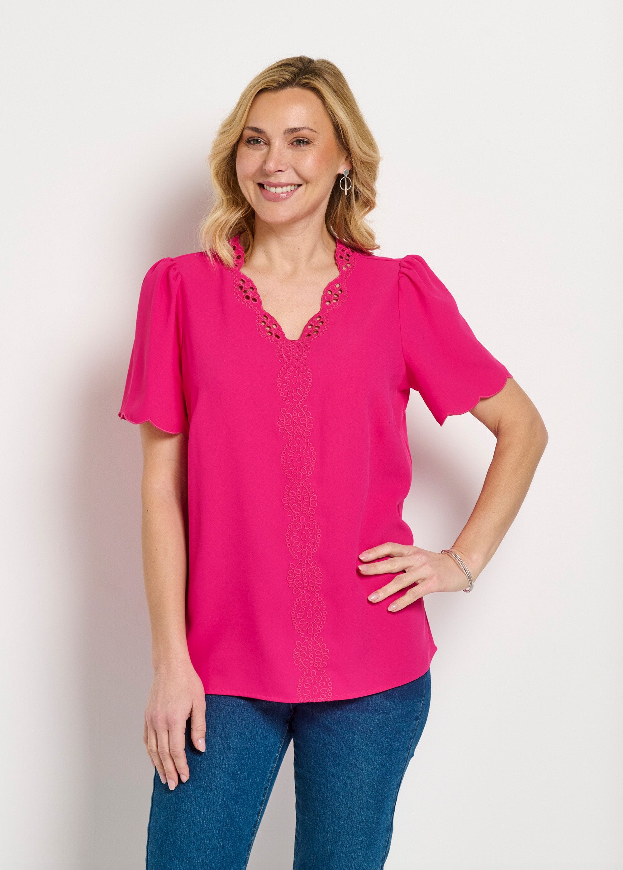 Long_embroidered_tunic_with_short_sleeves_Fuchsia_FA1_slim